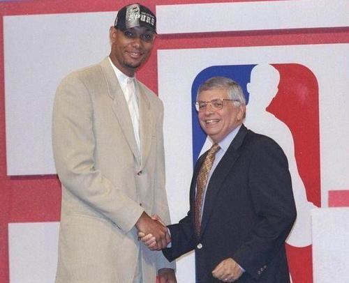 另一方以机 另一方以机